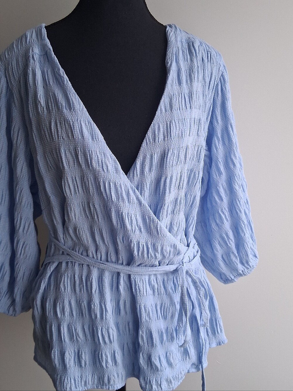 Esqualo Size 12 Large Blue White Wrap Blouse Crossover Style Adjustable EUC